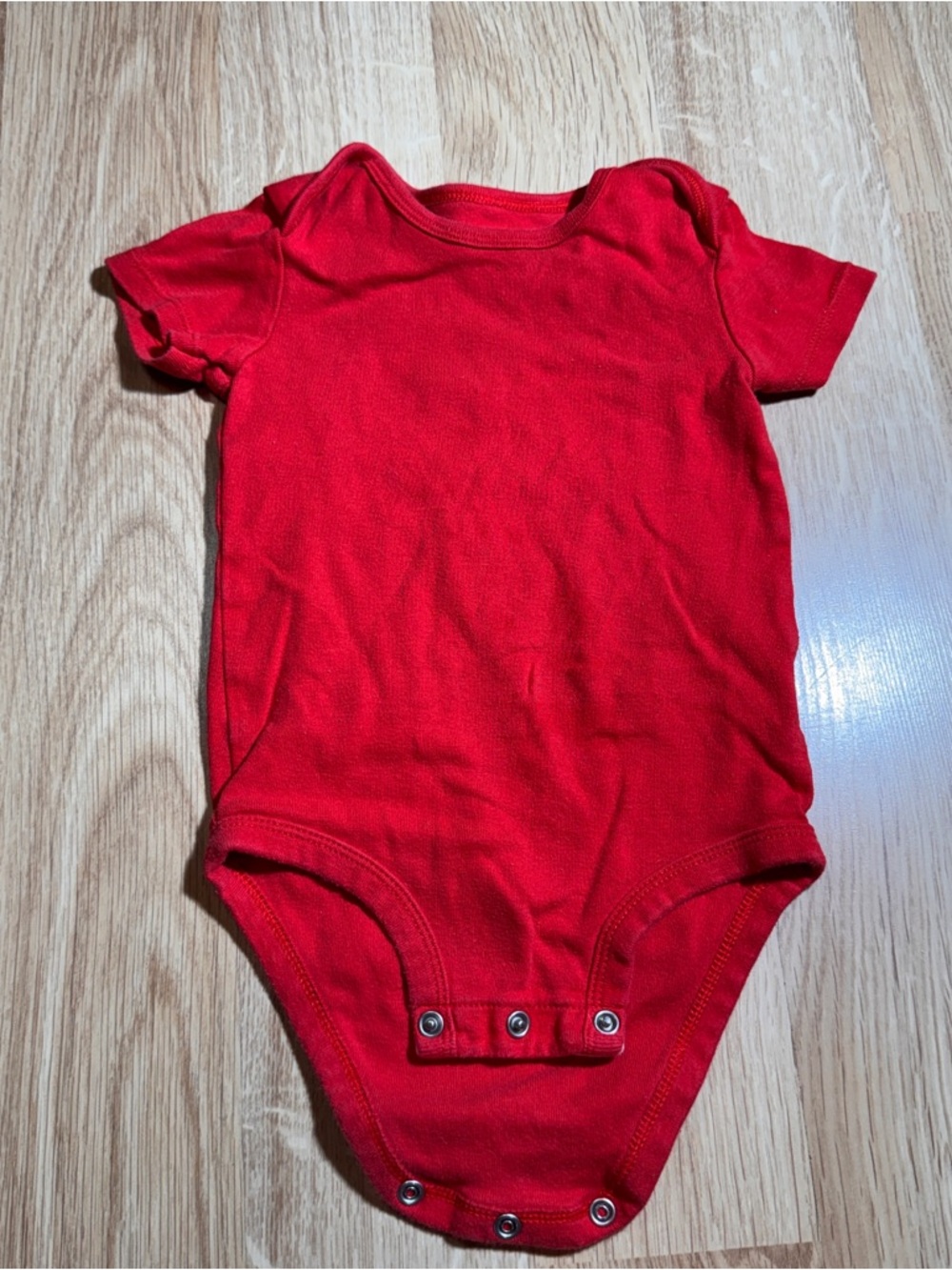Source Unknown Red Short-Sleeve Baby One-Piece Bodysuit